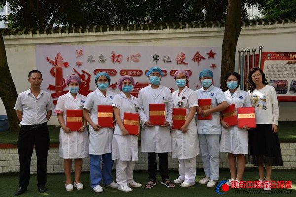 贵州省安顺市：致敬抗疫英雄！